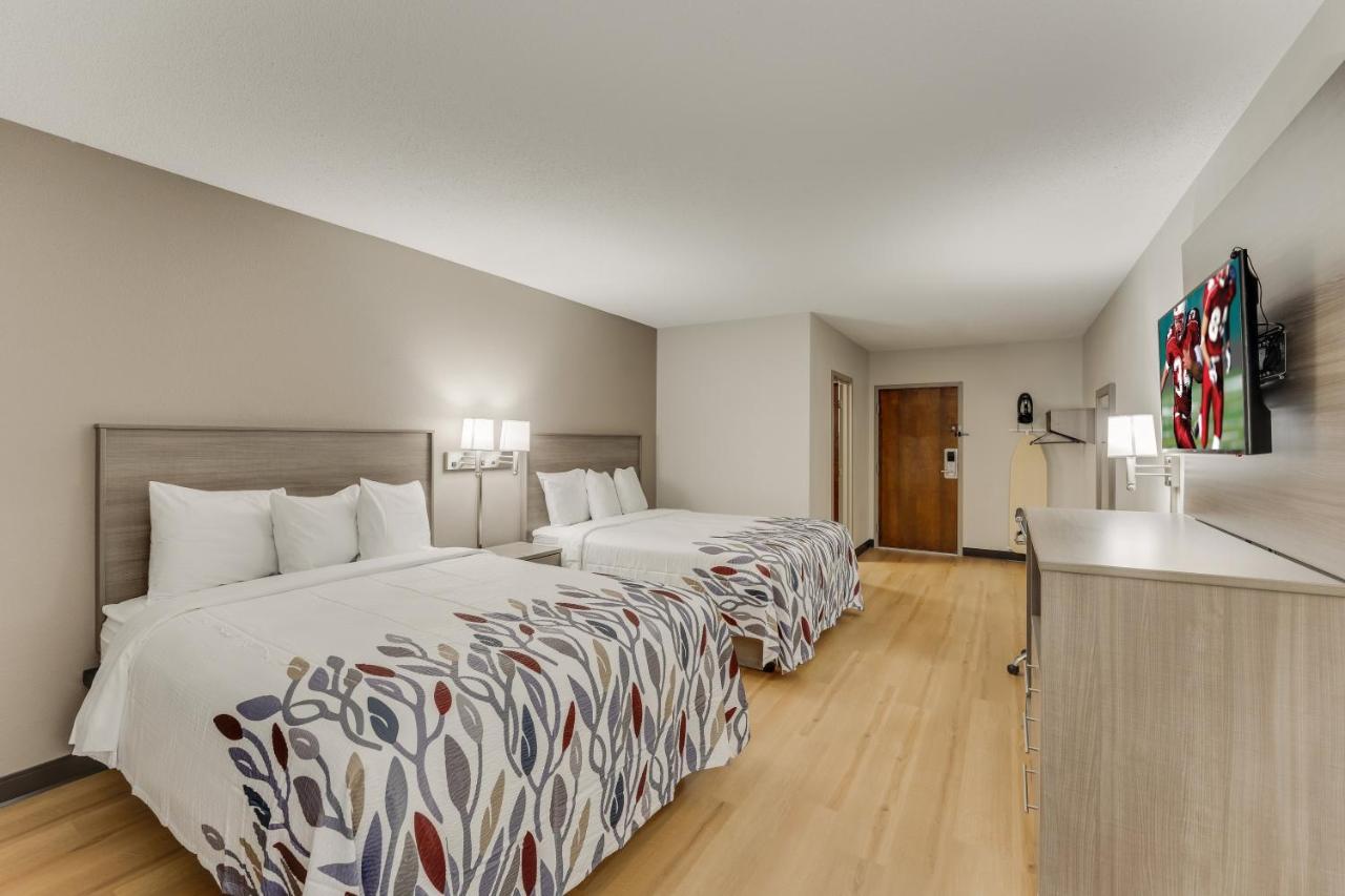 Red Roof Inn & Suites Newport - Middletown, Ri Buitenkant foto